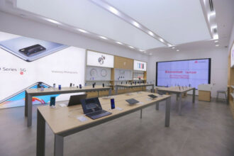 Huawei inaugure deux flagship stores à Casablanca