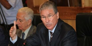 Le ministre de la Santé ne reviendra pas sur la décision de baisser les prix de certains médicaments