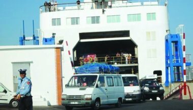 La suspension du transport maritime de passagers prolongée au 6 février