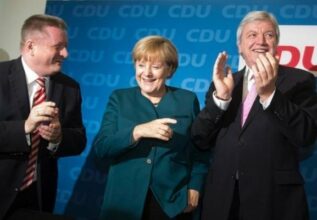 Allemagne: Merkel tend la main aux sociaux-démocrates