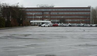 Opel annonce l'arrêt de la production automobile à Bochum fin 2014