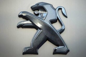 Les rumeurs d'augmentation de capital pèsent sur PSA Peugeot Citroën