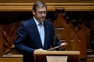 Portugal: Des milliers de manifestants contre l'austérité du budget 2014