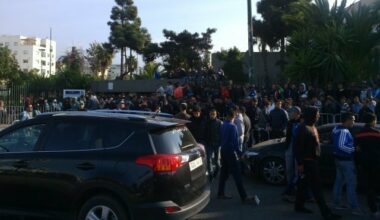 Raja-Bayern, les billets introuvables, le marché noir grimpe