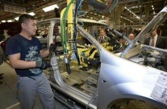 Renault devient numéro deux du marché automobile russe en 2013