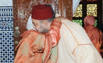 Le Roi Mohammed VI reçoit les familles des victimes de Galvan
