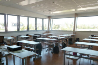 Les élèves des écoles françaises non homologuées dénoncent une ''injustice''