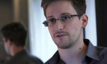 Edward Snowden prêt à rentrer sous conditions, affirme son père