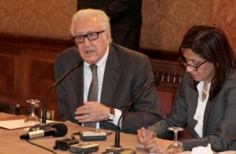 Israël frappe la Syrie, Brahimi toujours en quête de consensus sur Genève-2