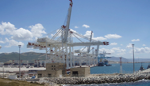 Au 1er trimestre 2013, hausse de 37% du trafic de conteneurs