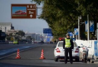 Tiananmen: la police chinoise recherche 8 personnes du Xinjiang