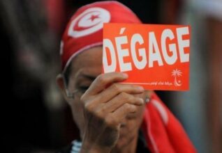 Tunisie: des médiateurs rencontrent la coalition au pouvoir