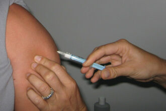 Documents. Des mesures strictes pour encadrer l'accès au vaccin antigrippal