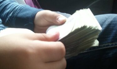 L’argent des partis, d’où vient-il, où va-t-il?  (Ière partie. Le RNI)