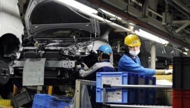 Japon: les constructeurs automobiles le pied au plancher