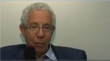 Darija: Offensif, Noureddine Ayouch défend ses propositions à la télévision