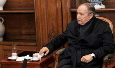 Algérie: Bouteflika désigné candidat du FLN pour un 4e mandat