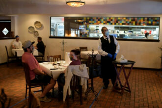 Un couvre-feu illimité plomberait davantage l’activité des restaurants