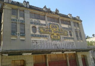 La lente mort du Théâtre Cervantes de Tanger, né il y a un siècle