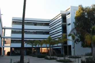 Suspension des cours en présentiel au lycée Lyautey (Casablanca)