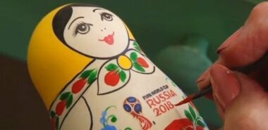 Les poupées russes &ldquo;Matriochkas&rdquo; aux couleurs du Mondial