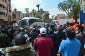 Transport touristique: ﻿les professionnels poursuivent leur mouvement de protestation