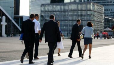 Licenciement : auditionner un salarié en présence d'un huissier est un vice de forme