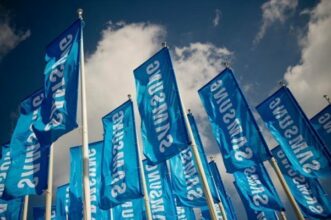 Samsung dégage de nouveaux bénéfices records mais sa croissance ralentit