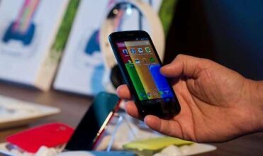 PLF 2024: La hausse des droits de douane ramenée à 17,5% pour tous les smartphones