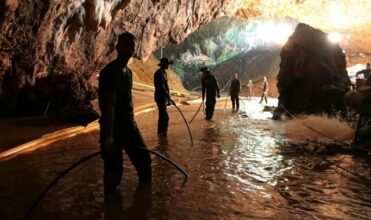 Grotte en Thaïlande: l'opération d'évacuation est lancée
