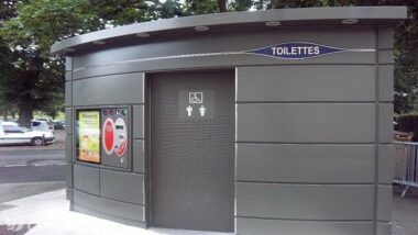 Casa Baia se chargera de la gestion des toilettes publiques