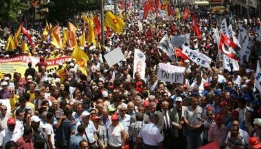 Turquie: les syndicats grossissent les rangs de la contestation anti-Erdogan