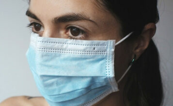 Violences contre les femmes: baisse des plaintes, mais chiffres contestables