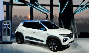 Voiture électrique: les constructeurs foncent vers l'inconnu