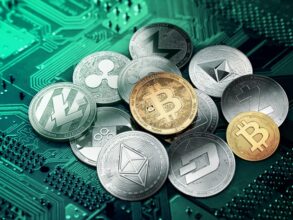 Abdellatif Jouahri : un projet de loi encadrant les cryptoactifs est dans le circuit d’adoption