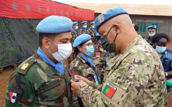  Des médailles décernées à 752 casques bleus et 3 observateurs militaires marocains