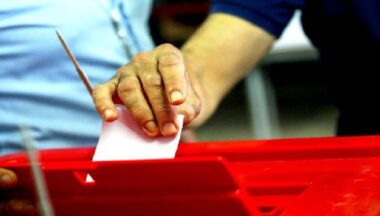 Scrutin du 8 septembre: le taux de participation national passe à 36% à 17H (ministère de l’Intérieur)