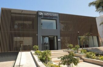 Holmarcom négocie la prise de contrôle de Crédit du Maroc