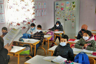 Rentrée scolaire: Des parents d'élèves appellent le ministère à adopter le mode présentiel au niveau national