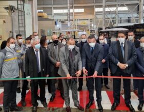 Écosystème automobile : Renault lance une nouvelle ligne d’emboutissage de haute précision