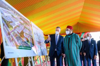 Le Roi préside le lancement des travaux de l'usine de fabrication de vaccins à Benslimane