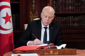 Tunisie: Dissolution par le président Saïed du Conseil supérieur de la magistrature