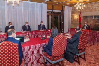 Le Roi Mohammed VI préside une séance de travail dédiée à la charte de l'investissement