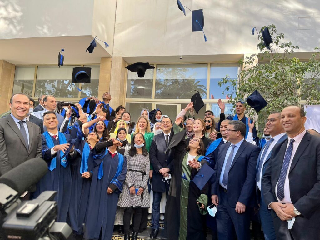 Remise de diplômes à 40 lauréats d'établissements de formation professionnelle privés non accrédités