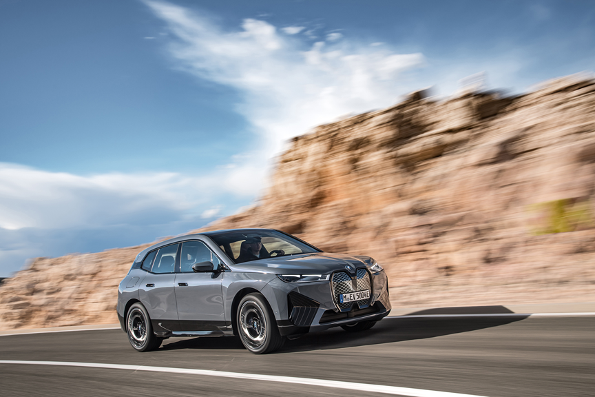 BMW iX : Bavaroise aux électrons