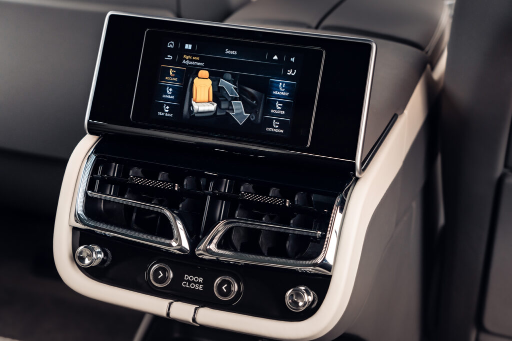 Séance de stretching pour le Bentayga