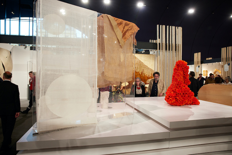 Huit maîtres artisans et créateurs marocains exposent à la Biennale Révélations