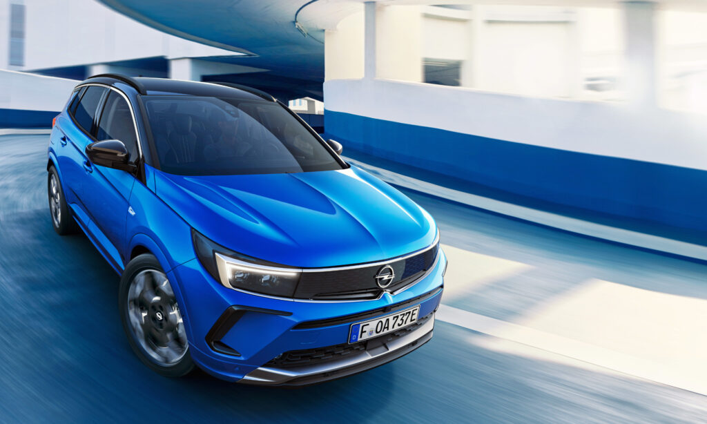 Opel Grandland : un X en moins, un nouveau visage en plus
