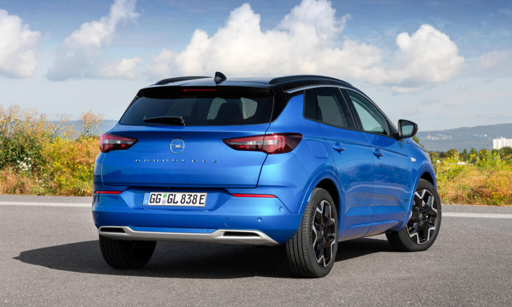 Opel Grandland : un X en moins, un nouveau visage en plus