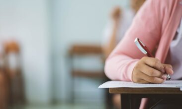 Fuite des sujets du brevet des collèges français, changement des épreuves